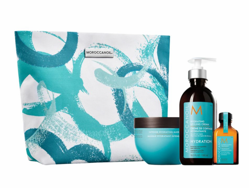 Click to buy Moroccanoil hair gift set.