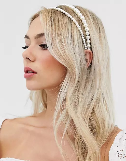 change your hair without cutting it by accessorising 